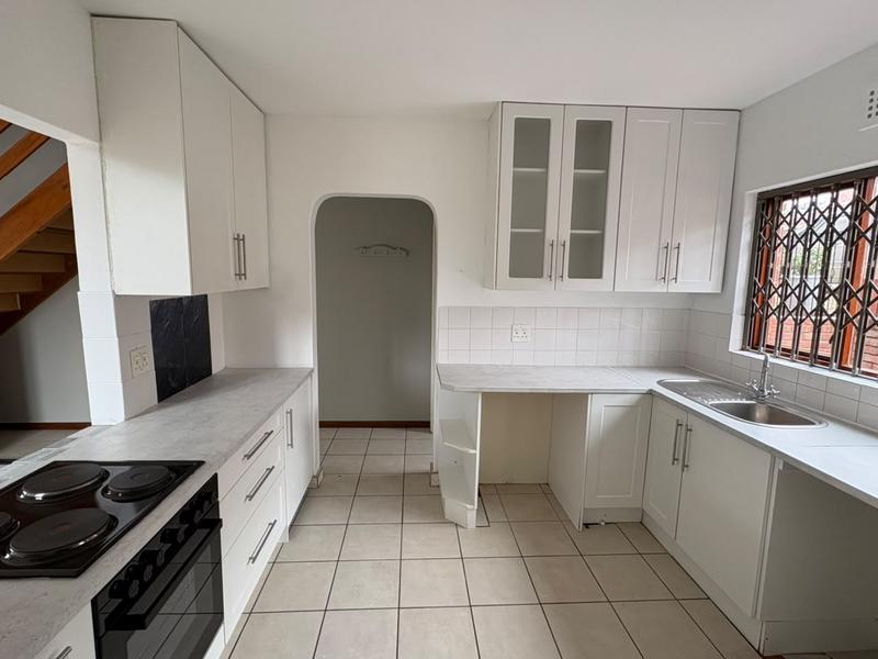 To Let 3 Bedroom Property for Rent in Fish Hoek Western Cape